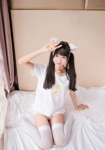 丰滿的欲妇_国产剧高清迅雷在线观看